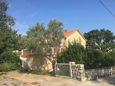 Apartment Large In With Free Barbecue